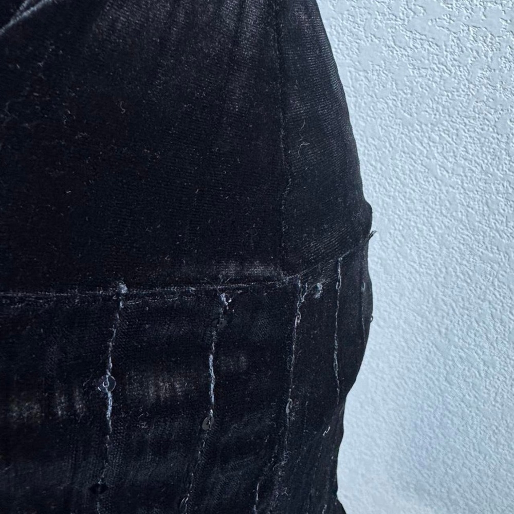 No Boundaries Black velvet midi skirt - Picture 6 of 8